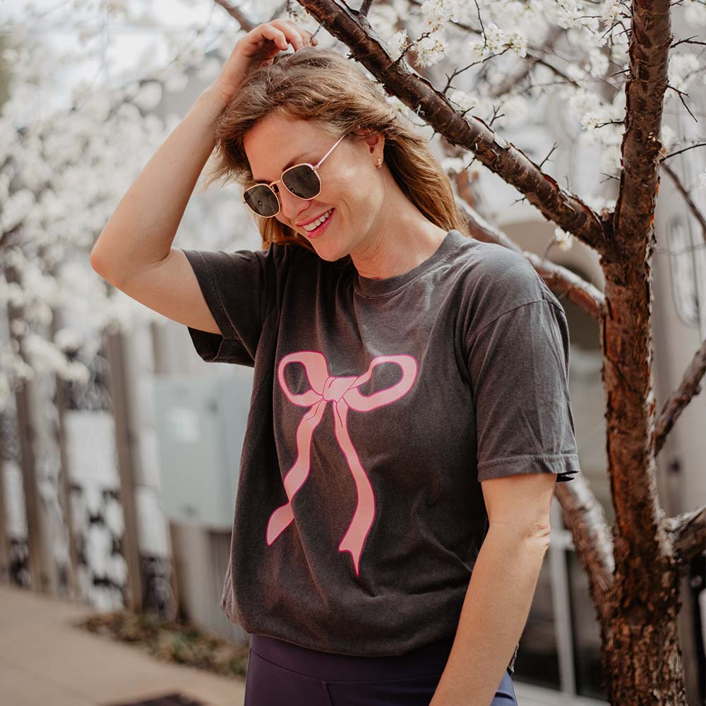 Coquette Bow Women's Graphic Tee
